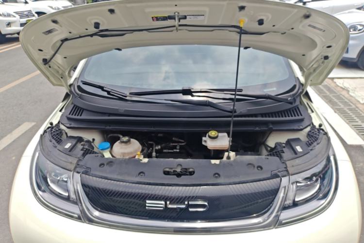Used BYD Dolphin 2023 420 km Fashion Edition Engine Bay