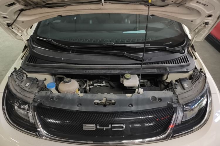 Used BYD Dolphin 2023 420 km Fashion Edition Engine Bay