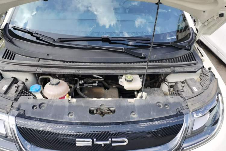 Used BYD Dolphin 2023 420 km Fashion Edition Engine Bay