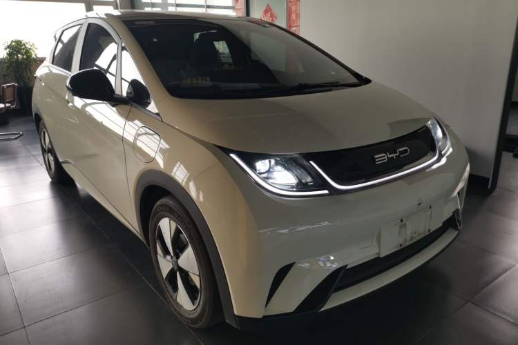 Used BYD Dolphin 2023 420 km Free Version Exterior 1