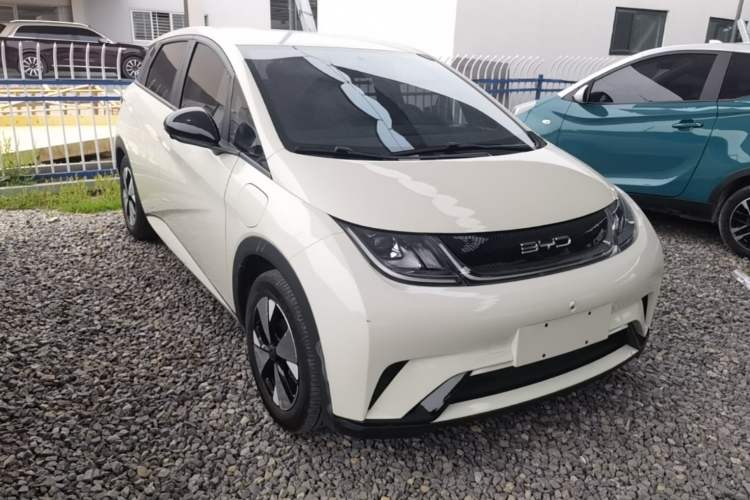Used BYD Dolphin 2023 420 km Free Version Exterior 1