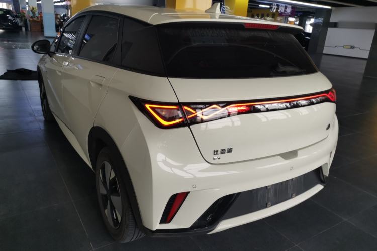 Used BYD Dolphin 2023 420 km Free Version Exterior 2