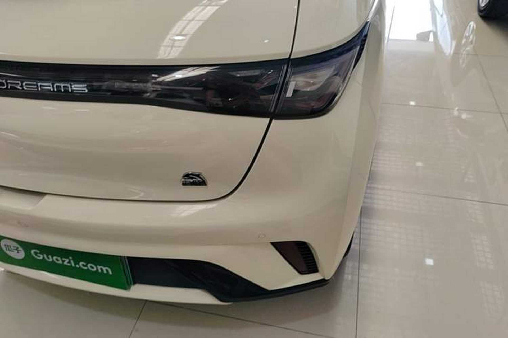 Used BYD Dolphin 2023 420 km Fashion Edition Exterior 3