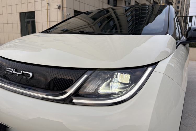 Used BYD Dolphin 2023 420 km Fashion Edition Exterior 4