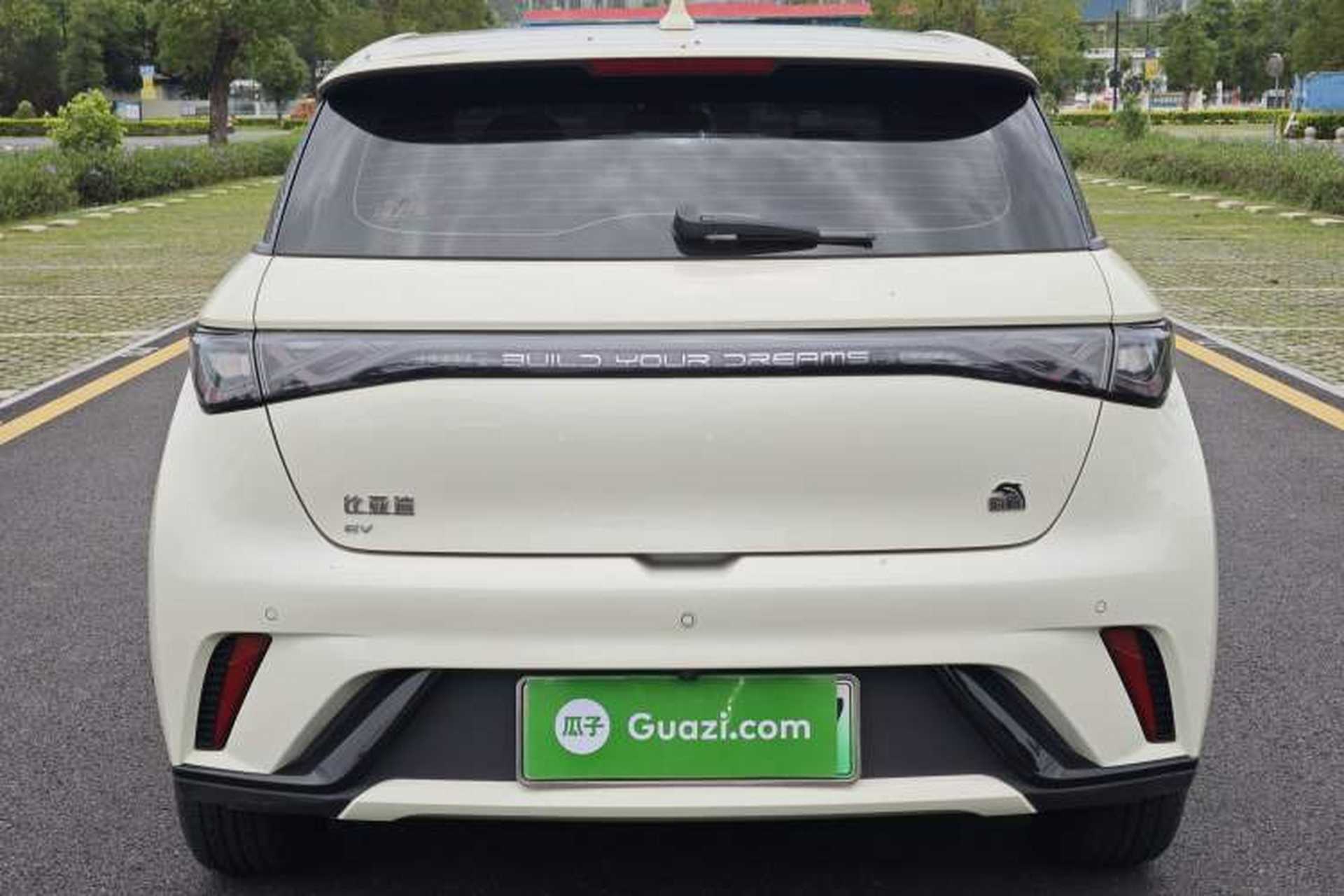 Used BYD Dolphin 2023 420 km Fashion Edition Exterior 6