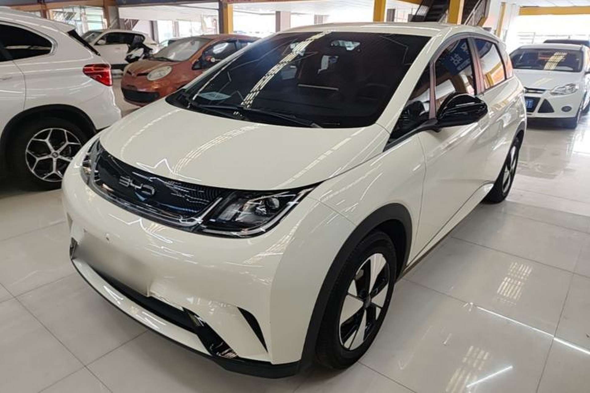 Used BYD Dolphin 2023 420 km Free Version Front Left 45 Deg