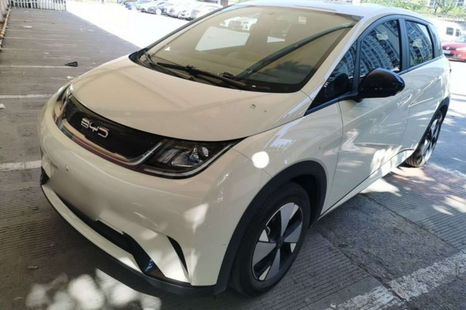 Used BYD Dolphin 2023 420 km Free Version Front Left 45 Deg