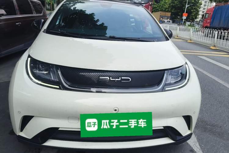Used BYD Dolphin 2023 420 km Fashion Edition Front