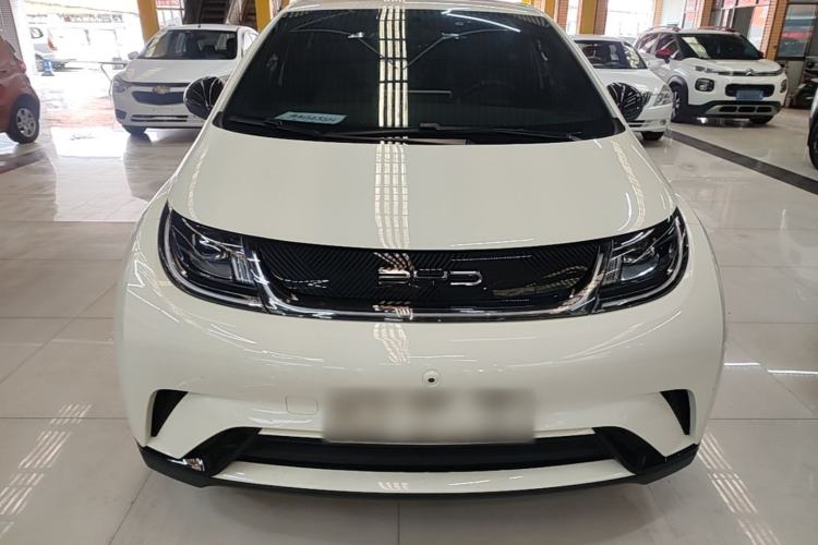Used BYD Dolphin 2023 420 km Free Version Front