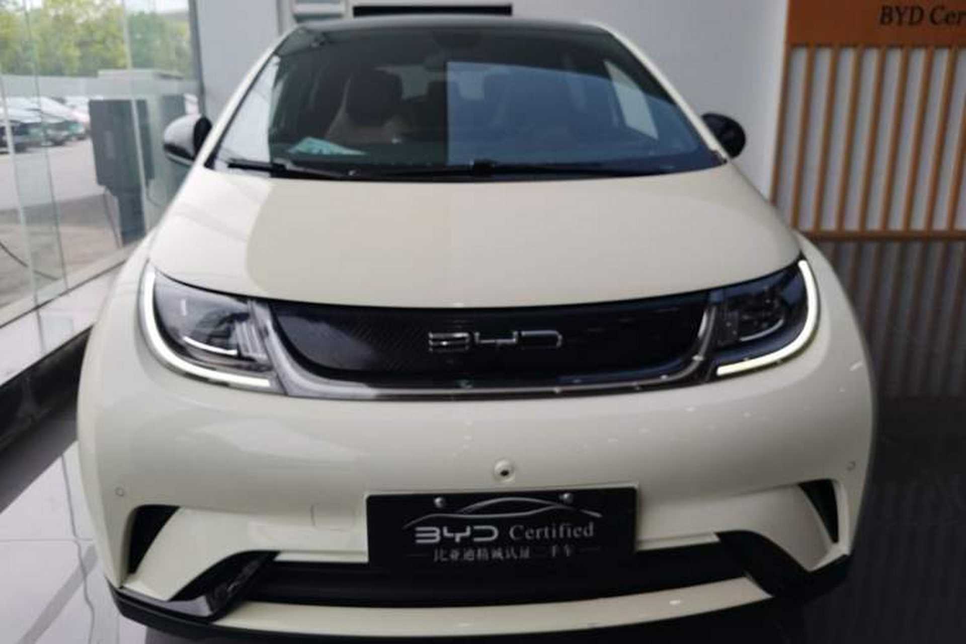 Used BYD Dolphin 2023 420 km Fashion Edition Front