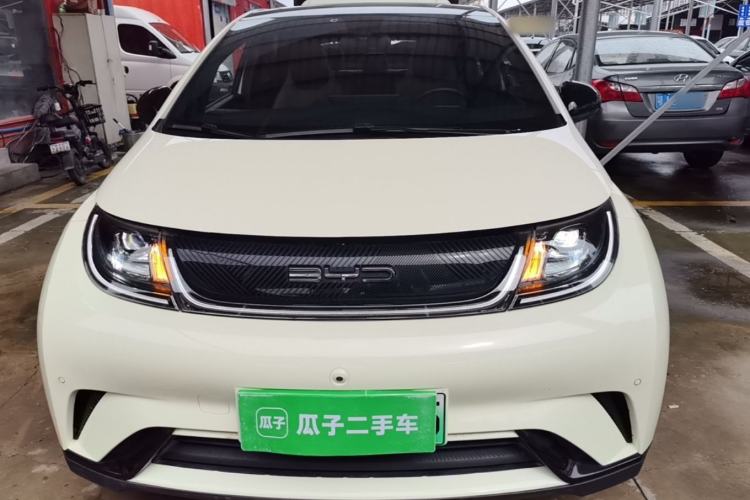 Used BYD Dolphin 2023 420 km Fashion Edition Front