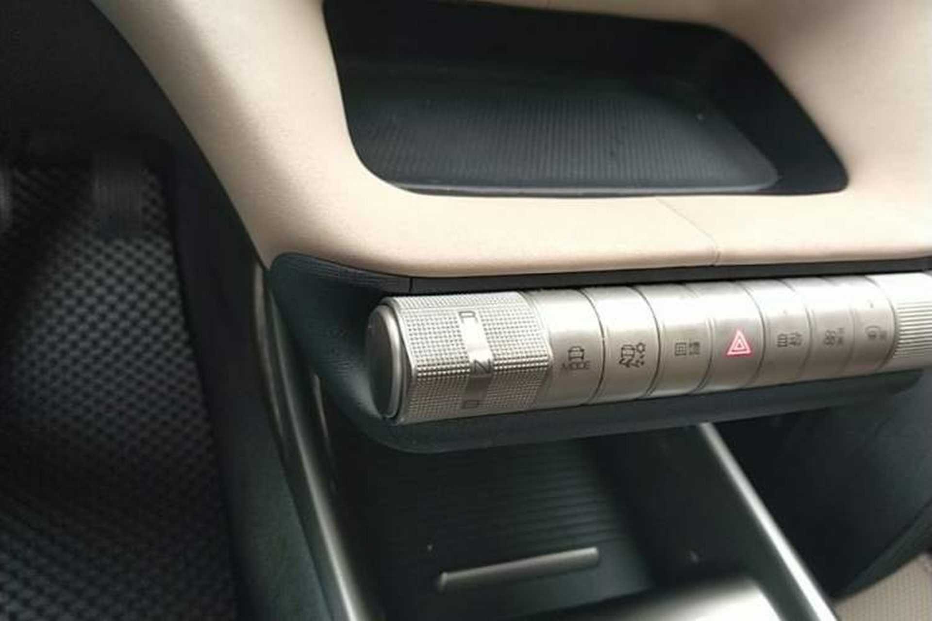 Used BYD Dolphin 2023 420 km Fashion Edition Gear Lever