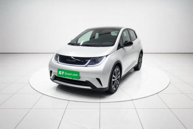 BYD Dolphin 2023 420 km Fashion Edition с пробегом