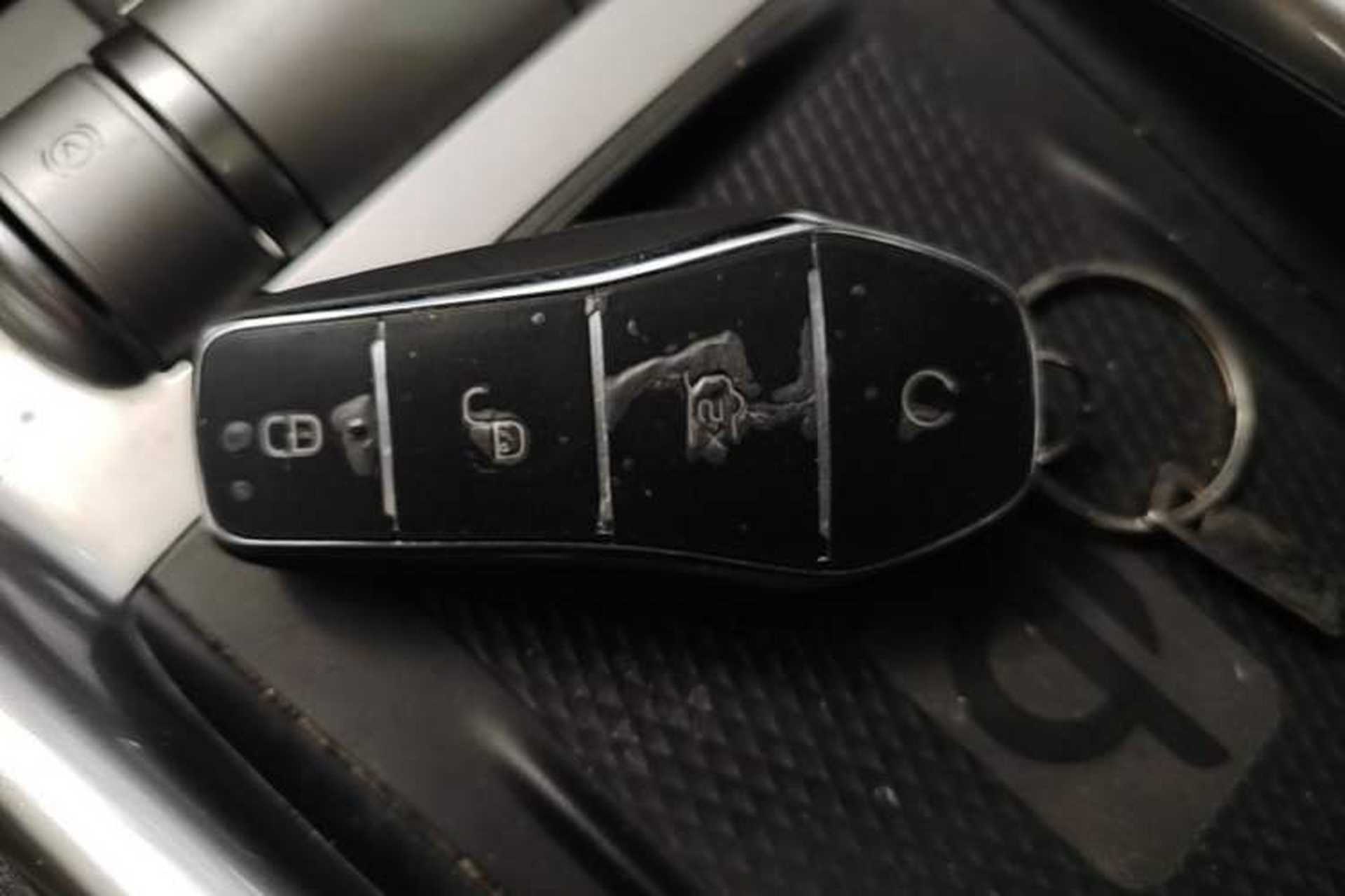 Used BYD Dolphin 2023 420 km Fashion Edition Interior 1