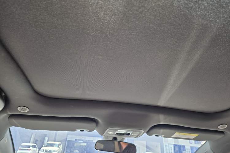 Used BYD Dolphin 2023 420 km Fashion Edition Interior 6