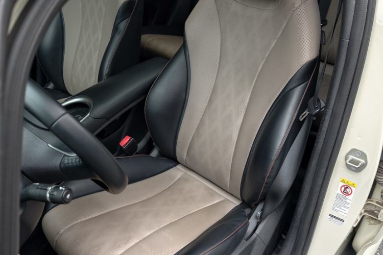Used BYD Dolphin 2023 420 km Fashion Edition Interior 7