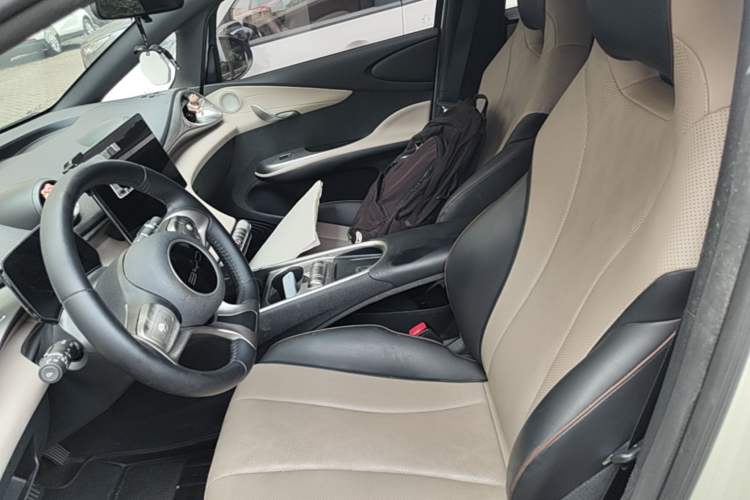 Used BYD Dolphin 2023 420 km Fashion Edition Left Front Seat