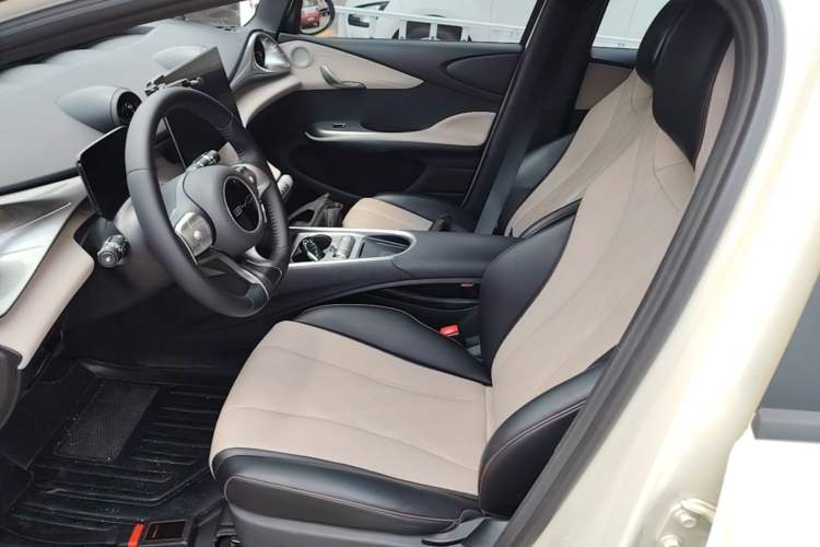 Used BYD Dolphin 2023 420 km Fashion Edition Left Front Seat