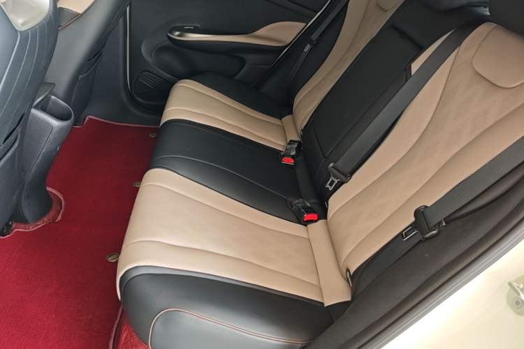 Used BYD Dolphin 2023 420 km Fashion Edition Left Rear Seat