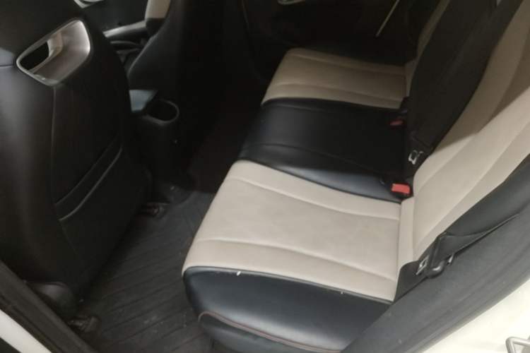 Used BYD Dolphin 2023 420 km Free Version Left Rear Seat