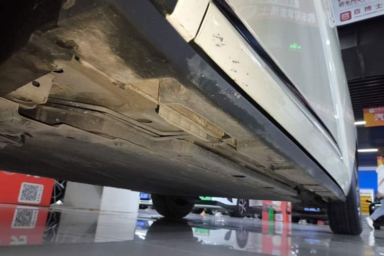 Used BYD Dolphin 2023 420 km Fashion Edition Left Side Sill