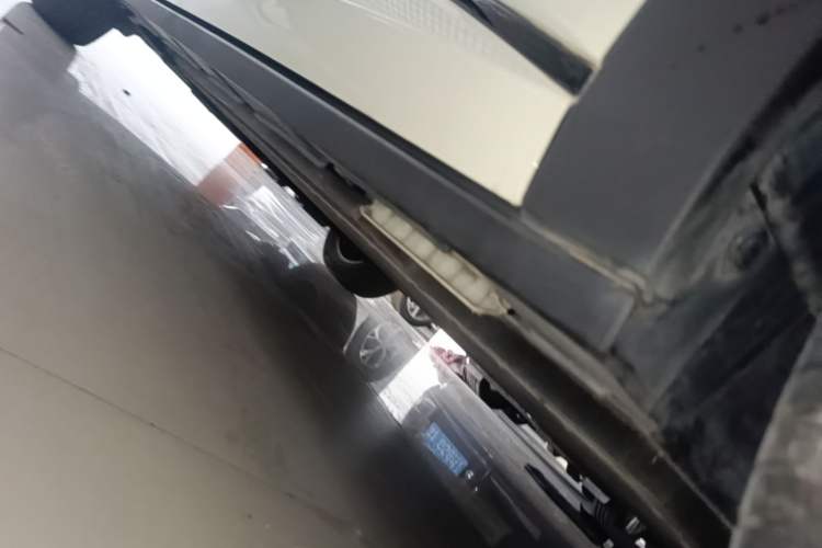 Used BYD Dolphin 2023 420 km Fashion Edition Left Side Sill