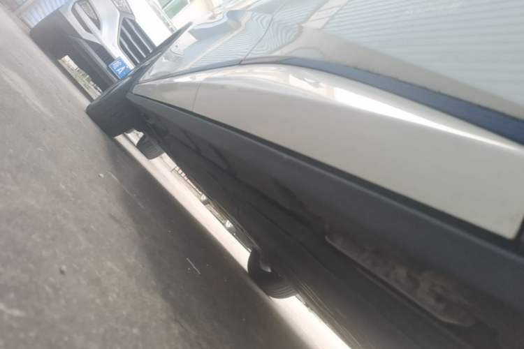Used BYD Dolphin 2023 420 km Fashion Edition Left Side Sill