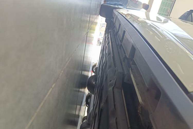 Used BYD Dolphin 2023 420 km Fashion Edition Left Side Sill