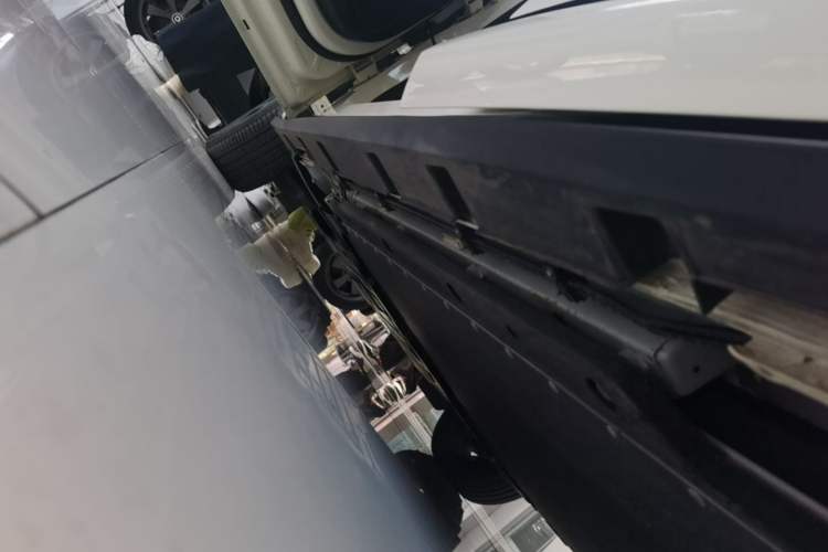 Used BYD Dolphin 2023 420 km Fashion Edition Left Side Sill