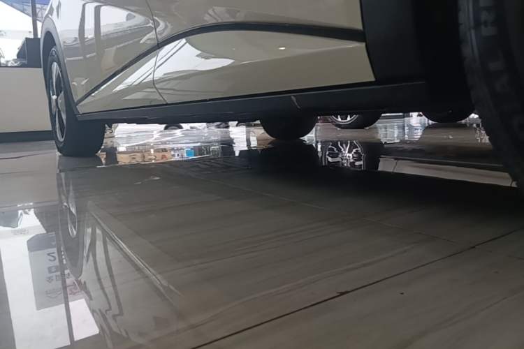Used BYD Dolphin 2023 420 km Free Version Left Side Sill
