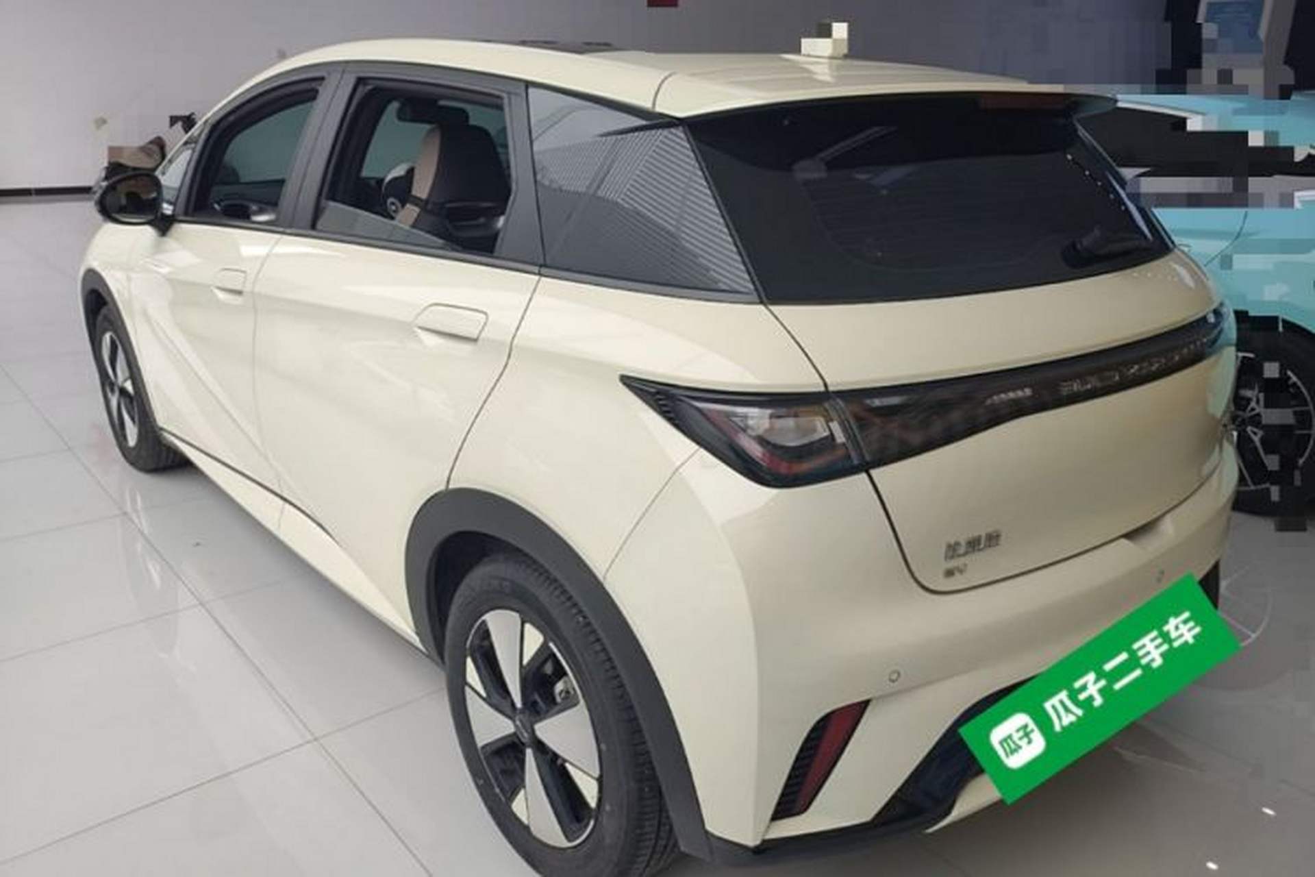 Used BYD Dolphin 2023 420 km Fashion Edition Rear Left 45 Deg