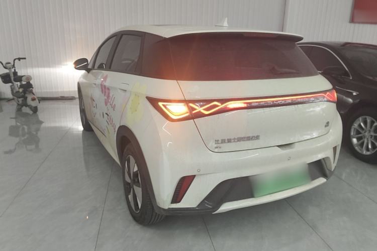Used BYD Dolphin 2023 420 km Fashion Edition Rear Left 45 Deg