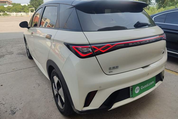 Used BYD Dolphin 2023 420 km Fashion Edition Rear Left 45 Deg