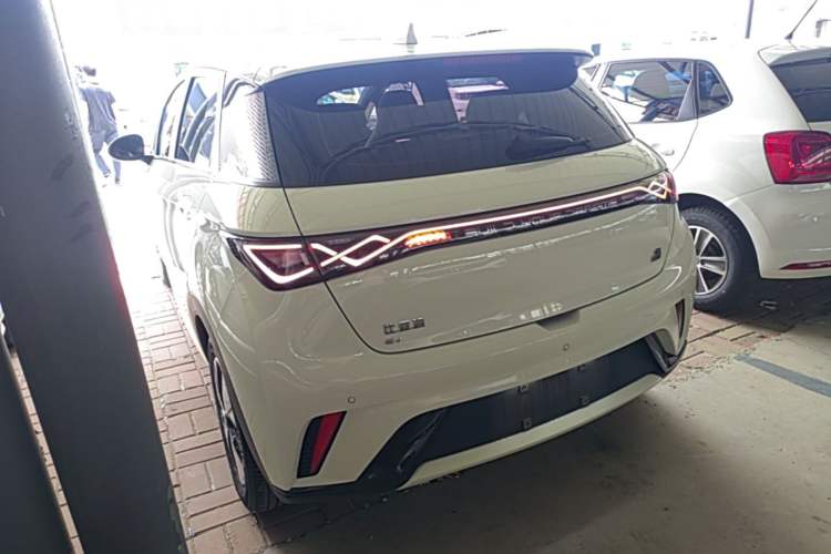 Used BYD Dolphin 2023 420 km Fashion Edition Rear Left 45 Deg
