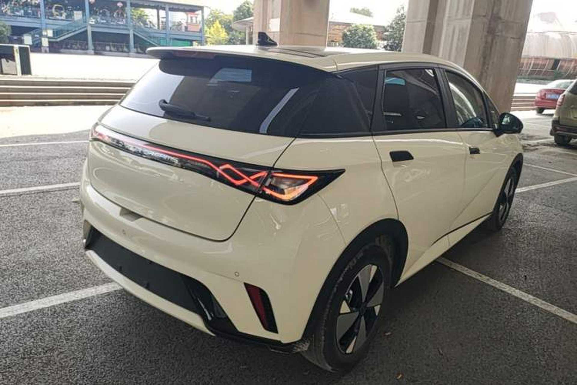 Used BYD Dolphin 2023 420 km Fashion Edition Rear Right 45 Deg