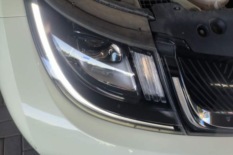 Used BYD Dolphin 2023 420 km Free Version Right Front Headlight