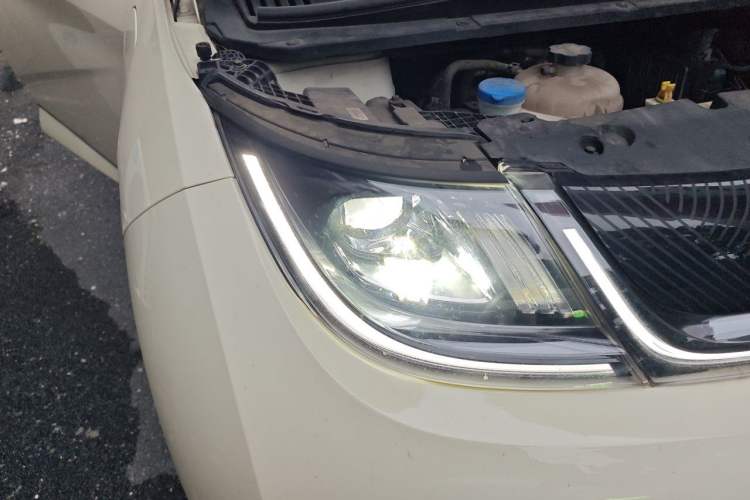 Used BYD Dolphin 2023 420 km Fashion Edition Right Front Headlight