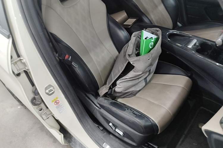 Used BYD Dolphin 2023 420 km Fashion Edition Right Front Seat