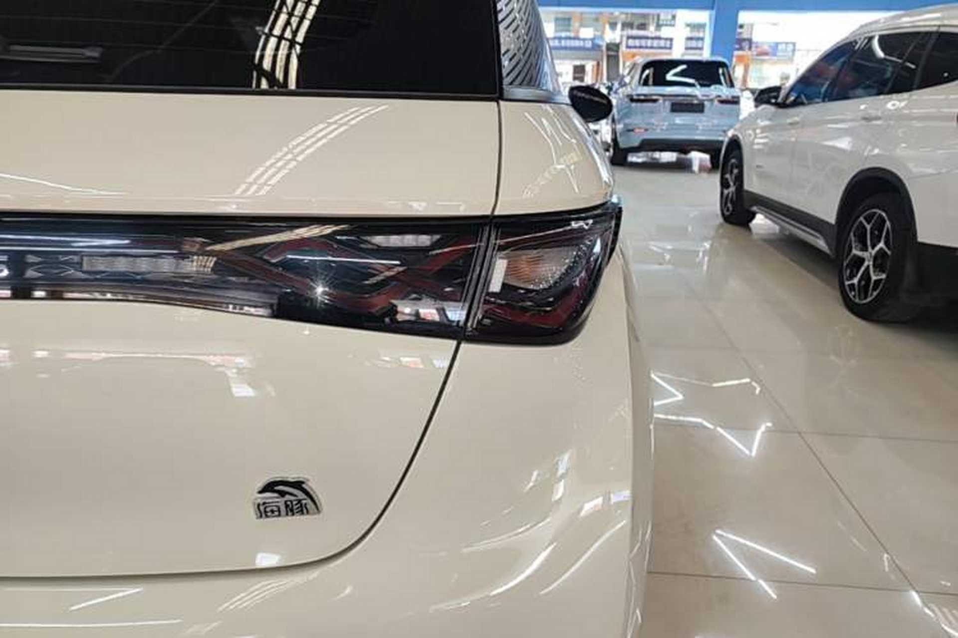 Used BYD Dolphin 2023 420 km Free Version Right Rear Taillight