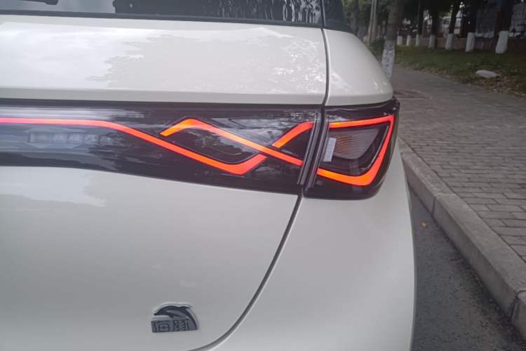 Used BYD Dolphin 2023 420 km Free Version Right Rear Taillight