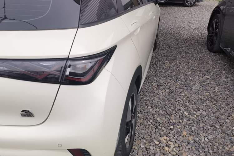 Used BYD Dolphin 2023 420 km Free Version Right Rear Taillight