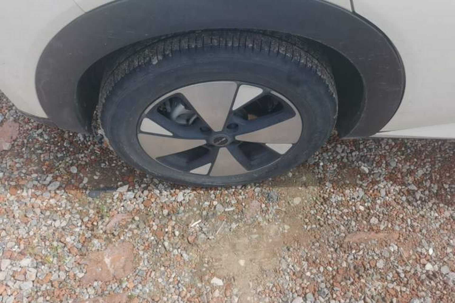 Used BYD Dolphin 2023 420 km Fashion Edition Right Rear Wheel Hub