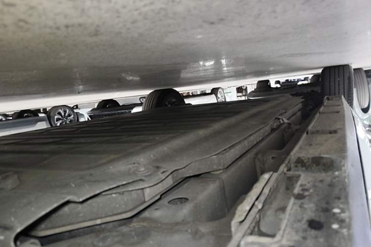 Used BYD Dolphin 2023 420 km Fashion Edition Right Side Sill