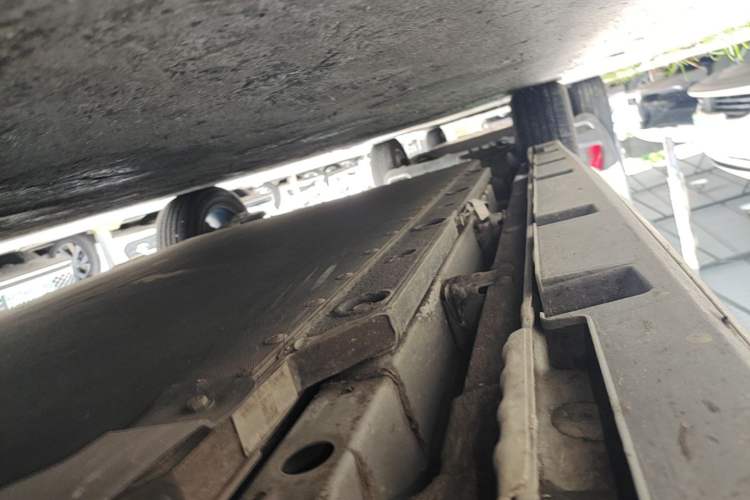 Used BYD Dolphin 2023 420 km Fashion Edition Right Side Sill
