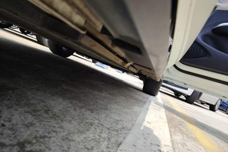 Used BYD Dolphin 2023 420 km Fashion Edition Right Side Sill