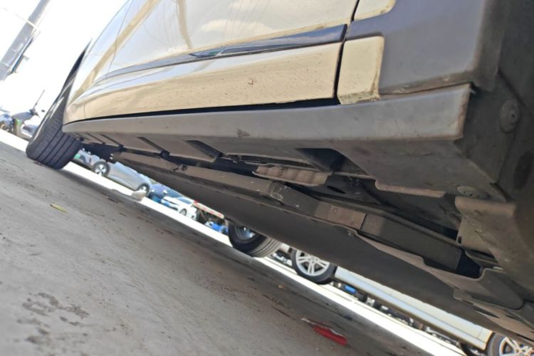 Used BYD Dolphin 2023 420 km Fashion Edition Right Side Sill