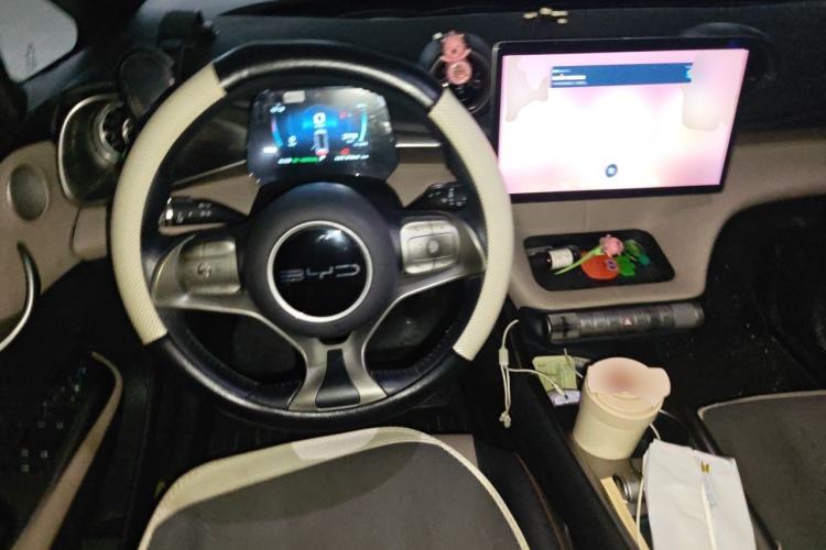 Used BYD Dolphin 2023 420 km Fashion Edition Steering Wheel