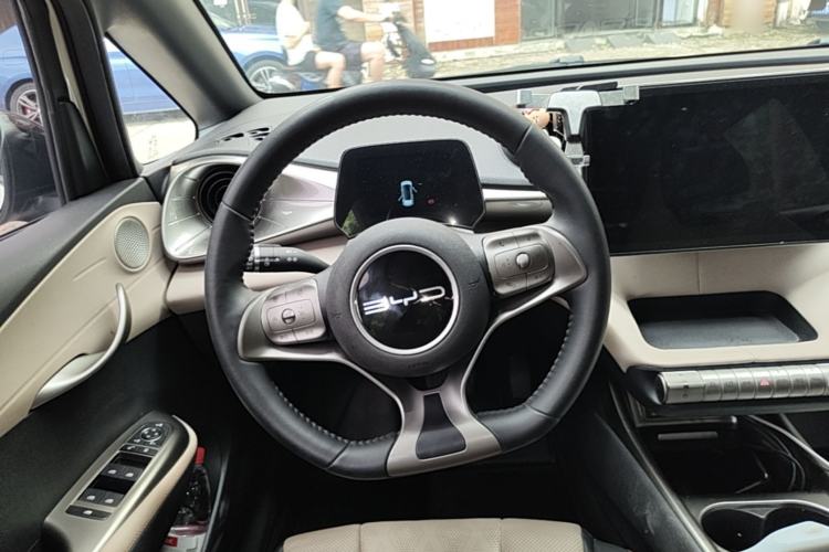 Used BYD Dolphin 2023 420 km Fashion Edition Steering Wheel