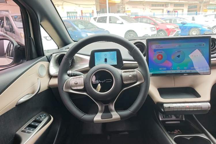 Used BYD Dolphin 2023 420 km Fashion Edition Steering Wheel