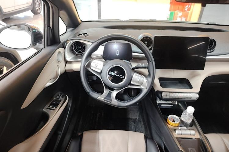 Used BYD Dolphin 2023 420 km Fashion Edition Steering Wheel